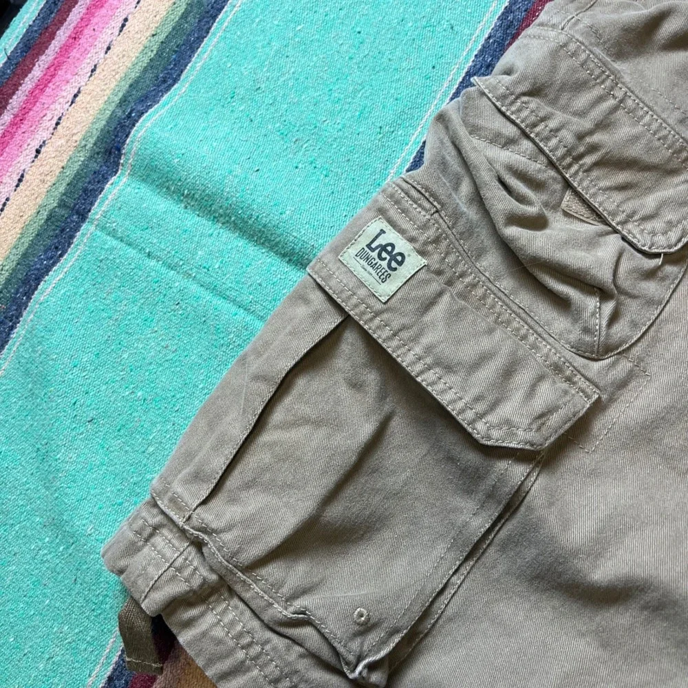 Lee Cargo Shorts Mens 40 Khaki Tan Dungarees Cotton Utility Workwear Hiking